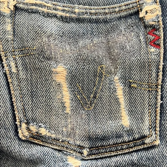 Men's Distressed Blue Jeans - Picture 6 of 7